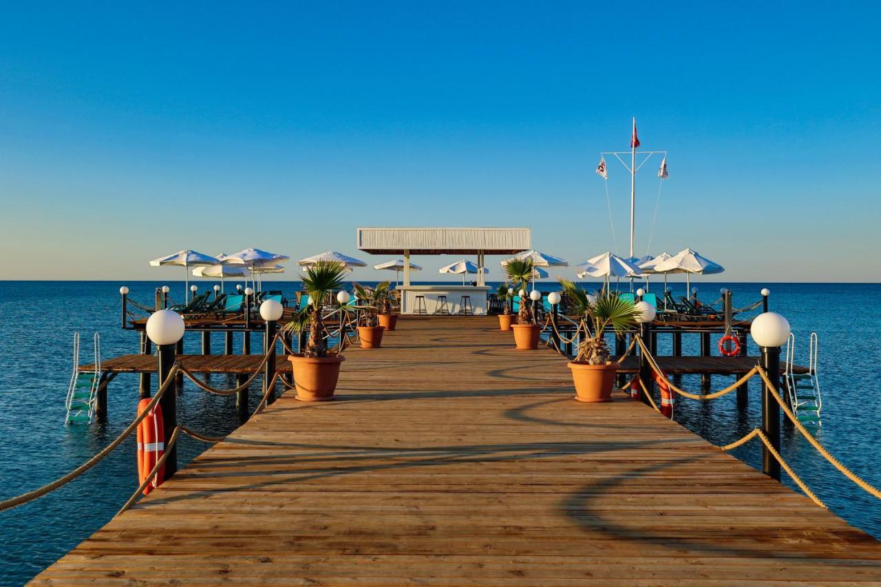 Crystal Centro Resort - Ultimate All Inclusive Antalya Bagian luar foto