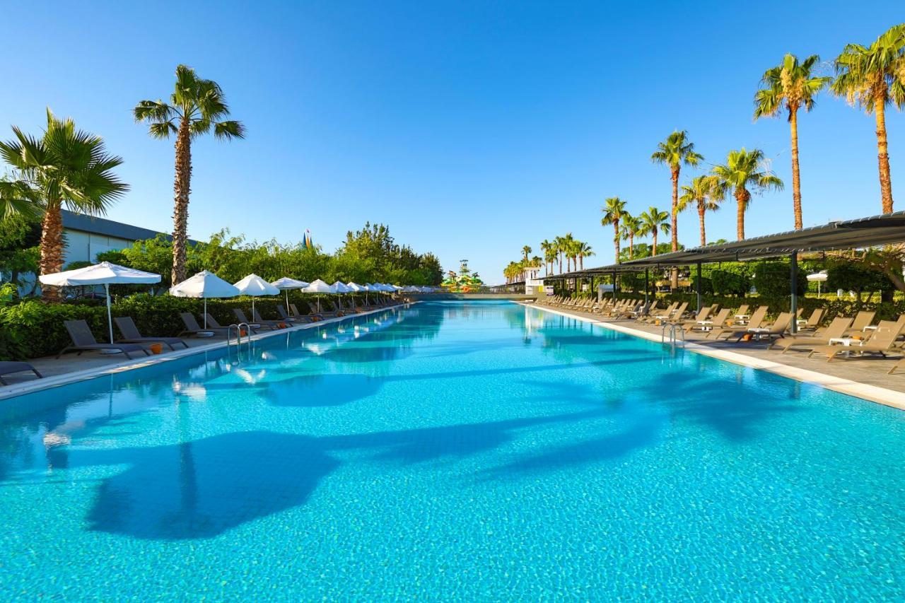Crystal Centro Resort - Ultimate All Inclusive Antalya Bagian luar foto