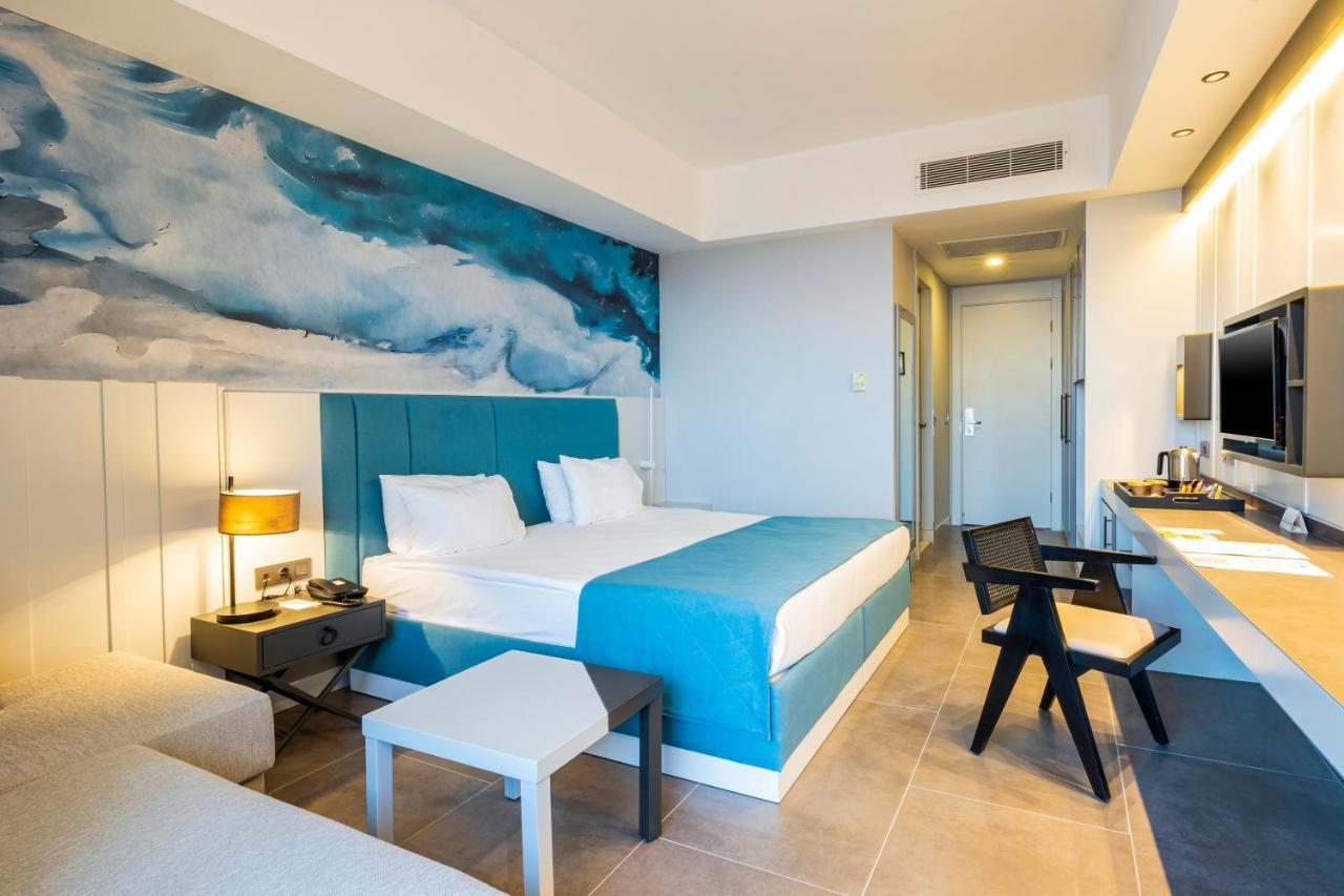 Crystal Centro Resort - Ultimate All Inclusive Antalya Bagian luar foto