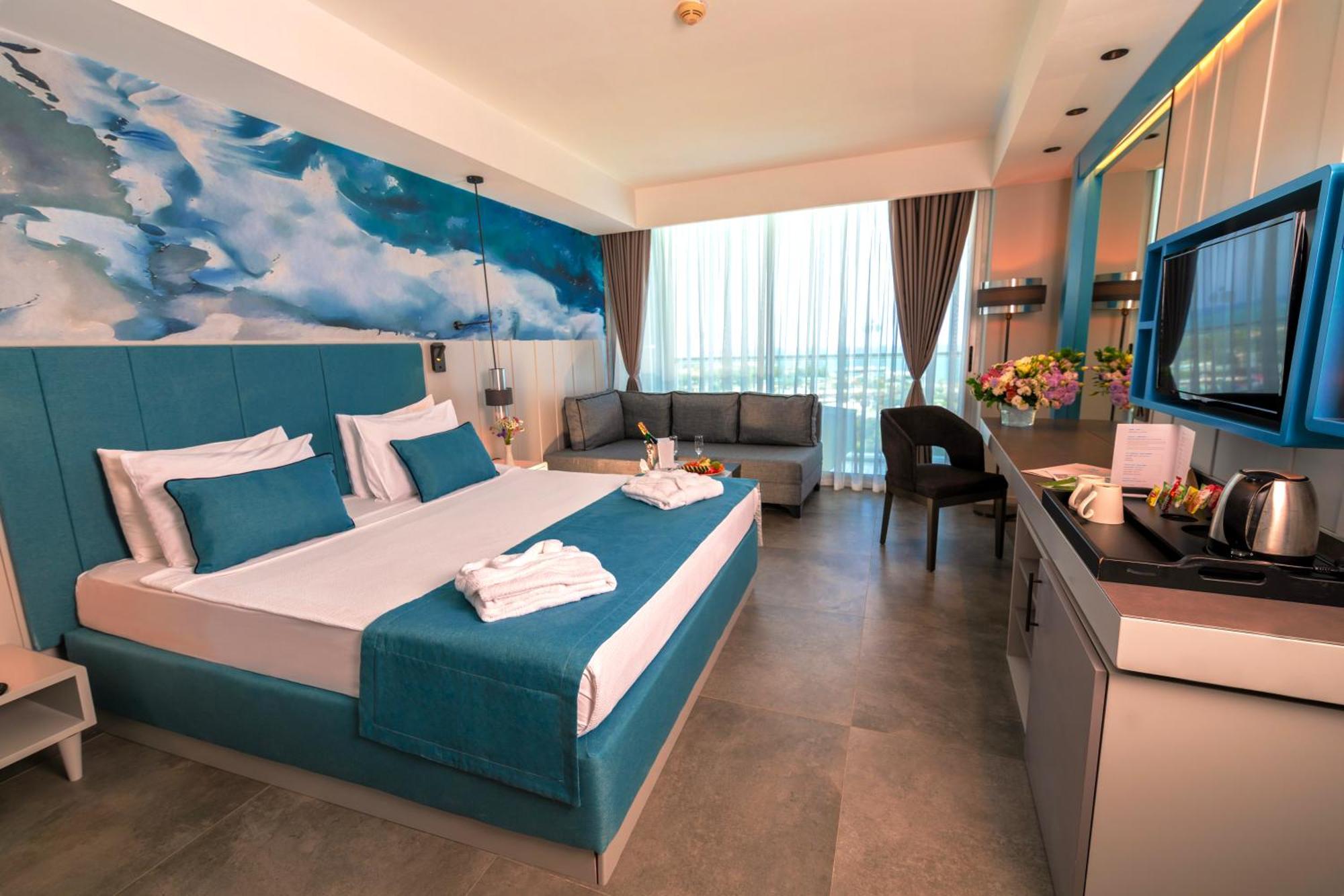 Crystal Centro Resort - Ultimate All Inclusive Antalya Bagian luar foto