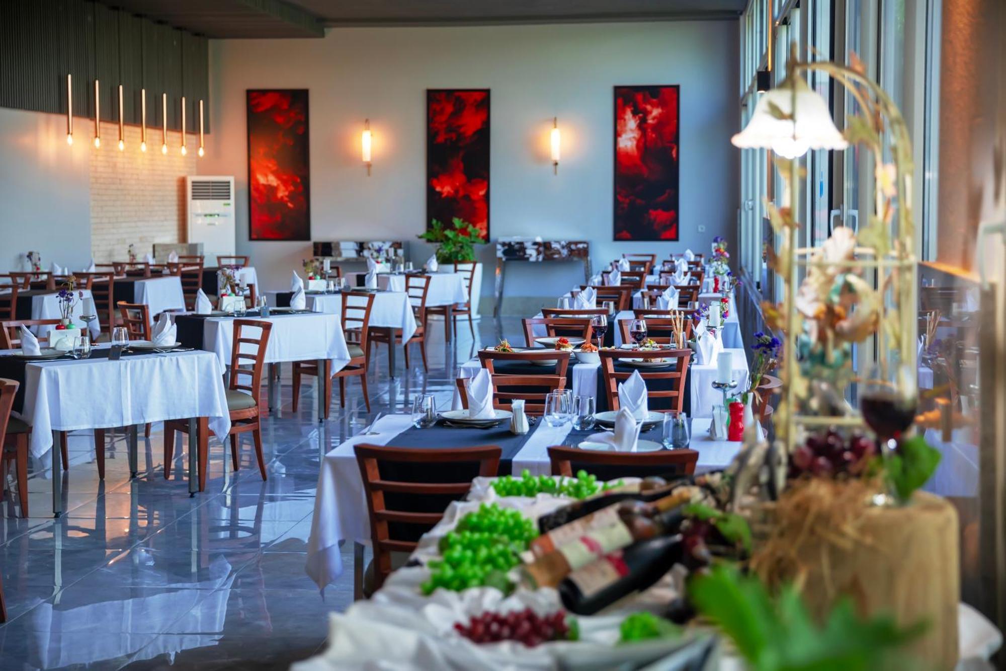 Crystal Centro Resort - Ultimate All Inclusive Antalya Bagian luar foto