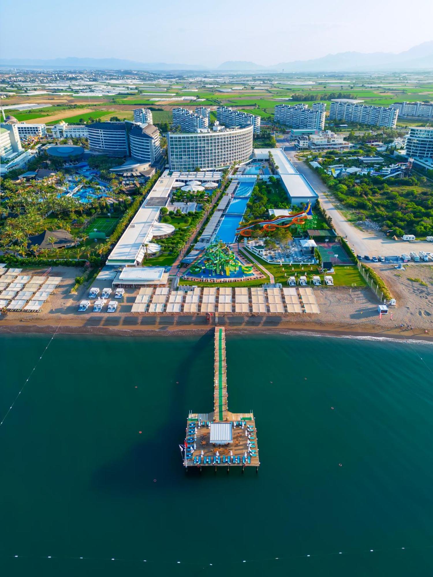 Crystal Centro Resort - Ultimate All Inclusive Antalya Bagian luar foto
