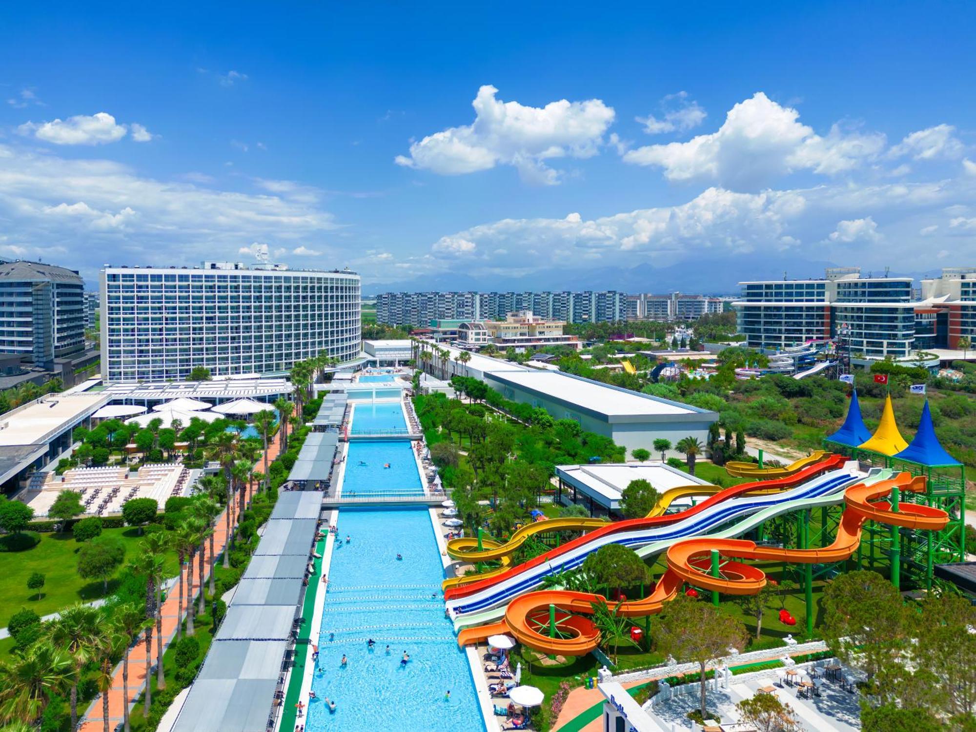 Crystal Centro Resort - Ultimate All Inclusive Antalya Bagian luar foto
